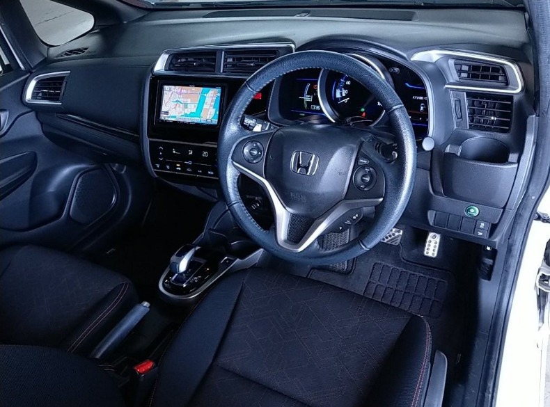 2013 HONDA FIT S PACKAGE